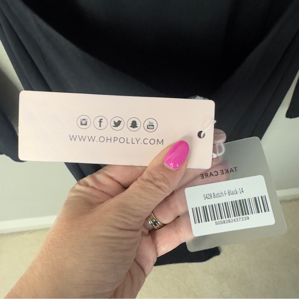 Oh Polly NWT Kian Longsleeve Backless Maxi Dress - Picture 7 of 9